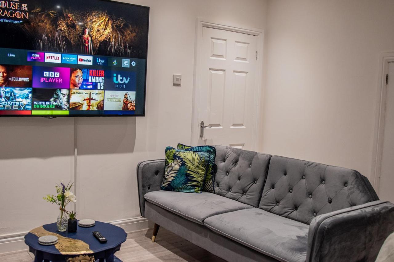 Bv Comfy Spacious 3 Bedroom House At Tatton Street Manchester Luaran gambar