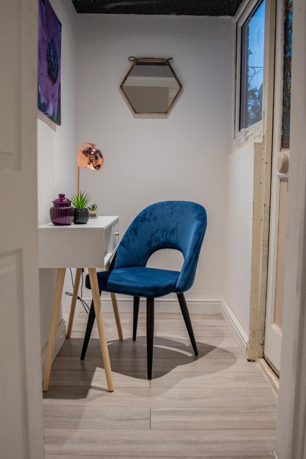 Bv Comfy Spacious 3 Bedroom House At Tatton Street Manchester Luaran gambar